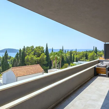 Luxury Penthouse Near Kasjuni Centre Apartment Split
