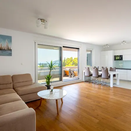Luxury Penthouse Near Kasjuni Centre * Сплит